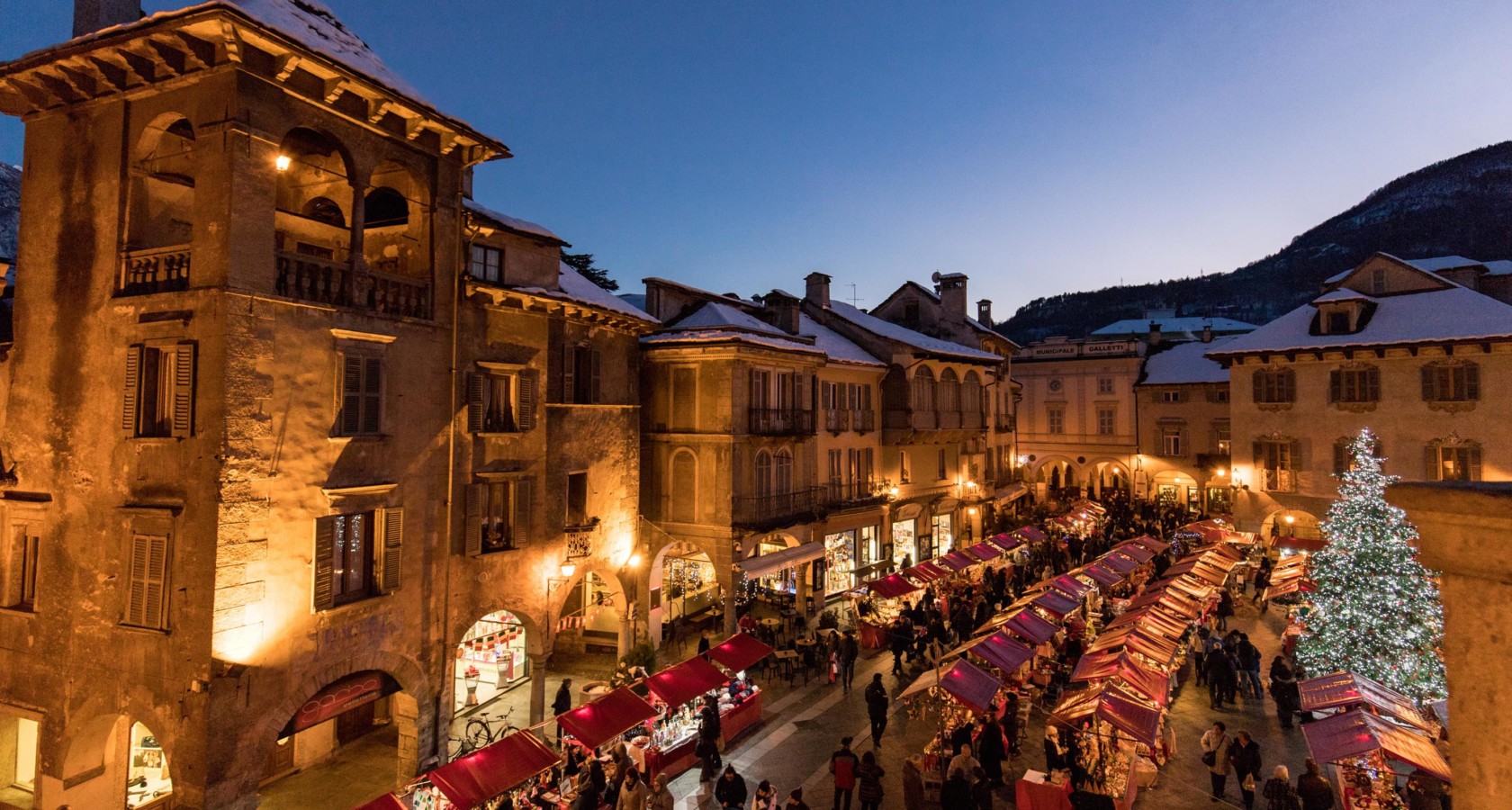 Natale A Natale.Eventi Natalizi Val D Ossola Mercatini Di Natale Di Domodossola Visitossola